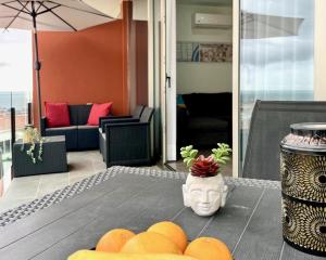 Casa Tucan - two bedrooms, heated pool, city and ocean views