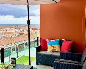 Casa Tucan - two bedrooms, heated pool, city and ocean views