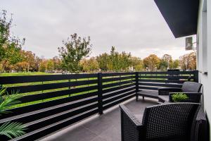 Flexible SelfCheckIns 110 - Zagreb - Private Parking - Loggia