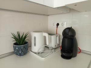 Duna Apartment, FreeGarage, 2Room, smartTV,Dishwasher,AC