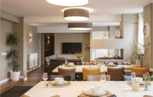 Awesome Home In Kessel With Kitchen