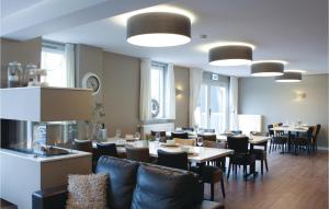 Awesome Home In Kessel With Kitchen