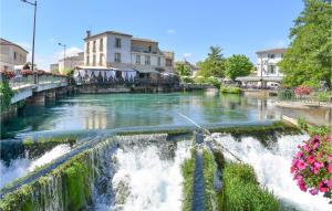 Maisons de vacances Amazing Home In Mazan With Kitchen : photos des chambres