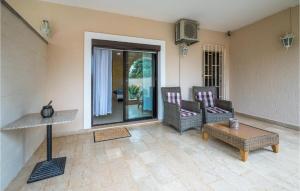 Gorgeous Apartment In Medulin With Wifi