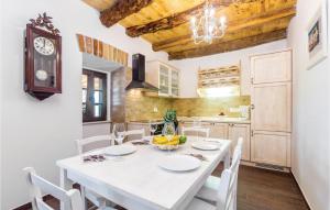 2 Bedroom Pet Friendly Home In Silo 