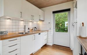 Lovely Home In Samsø With Wifi