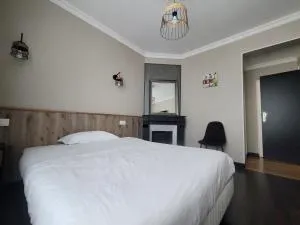 尚佩雷酒店 - 热讷维耶