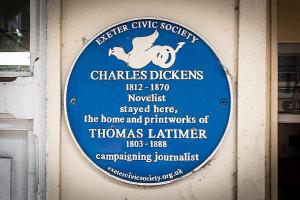 Stylish and bright City Centre apartment