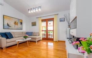 Gorgeous Home In Slivnica With Kitchen 