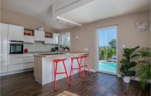 4 Bedroom Gorgeous Home In Krk