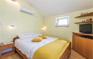 Nice Home In Brsec With House Sea View 