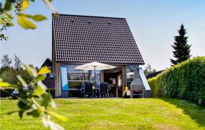 3 Bedroom Cozy Home In Vlagtwedde - 4-star hotels in Vlagtwedde