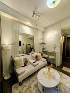 Sun and Moon cozywhite Air Residences Makati