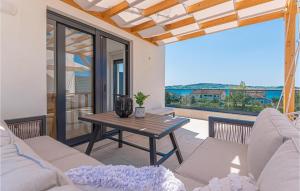 Gorgeous Home In Srima With House Sea View 