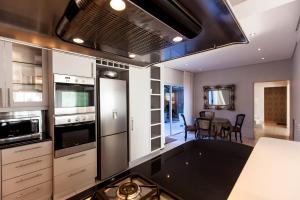 Villa on 1st Crescent