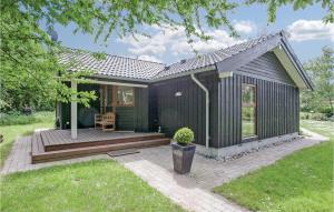 Holiday Home Nøddebakken