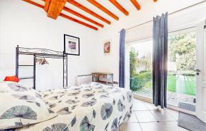Maisons de vacances Amazing Home In Rubercy With Sauna : photos des chambres