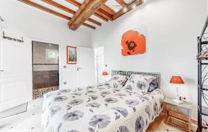 Maisons de vacances Amazing Home In Rubercy With Sauna : photos des chambres