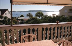 Two-Bedroom Apartment In Srima