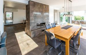 Nice Home In Crikvenica With Sauna 