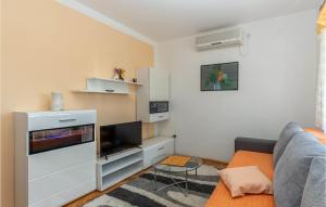 Cozy Apartment In Crikvenica