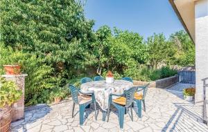Nice Apartment In Novi Vinodolski With Wifi