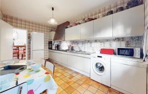 Beach Front Home In Saint-Georges-De-Didon