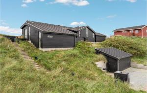 Beautiful Home In Blokhus With Wifi