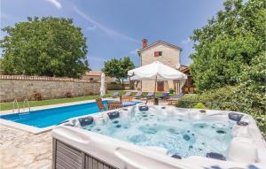 Awesome Home In Basici