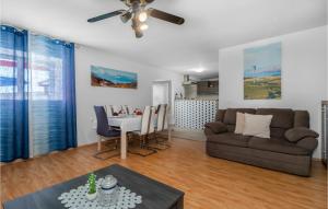 3 Bedroom Lovely Home In Bribir 