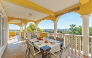 Gorgeous Home In Turanj