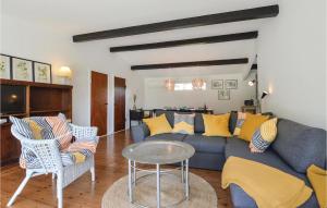 Amazing Home In Højby With Wifi