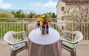 2 Bedroom Amazing Apartment In Lovran