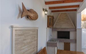 One-Bedroom Apartment In Komarna