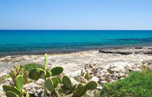 2 Bedroom Amazing Home In Marina Di Modica