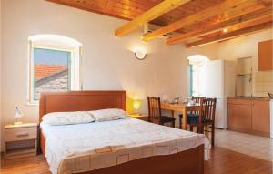 Nice Home In Postira With Kitchen