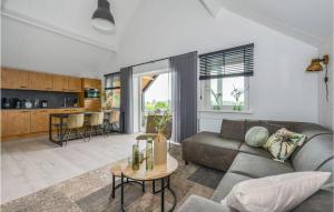 3 Bedroom Stunning Home In Kerkdriel