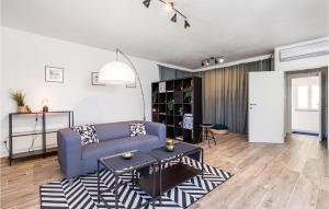 Nice Home In Supertarska Draga With Wifi 