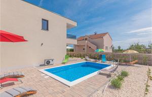 Amazing Home In Jadrija