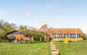 Lovely Apartment In Svaneke With Wifi