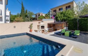 Nice Apartment In Dramalj With Wifi