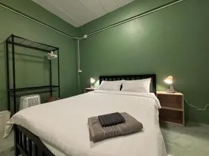 House Of Jade - Dohn Hieng