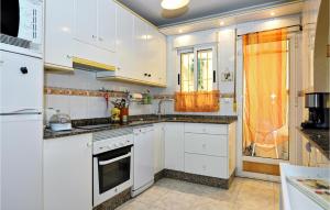 Stunning Home In Pulpí