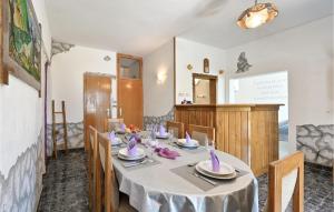 Lovely Home In Gornja Reka With Wifi
