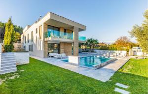 Gorgeous Home In Pomer With Sauna - 5hvězdičkové hotely ve městě Pomer