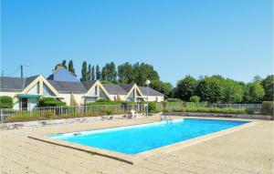 Maisons de vacances Beautiful Home In Montmartin-Sur-Mer : photos des chambres