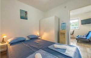 Nice Apartment In Vir With Wifi