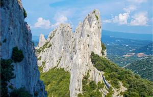 Maisons de vacances Stunning Home In Aubignan : photos des chambres