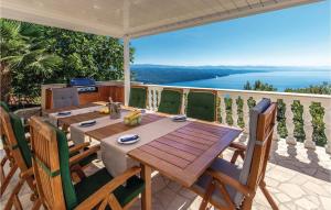 8 Bedroom Beautiful Home In Matulji