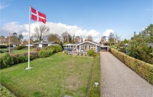 Three-Bedroom Holiday Home In Sydals